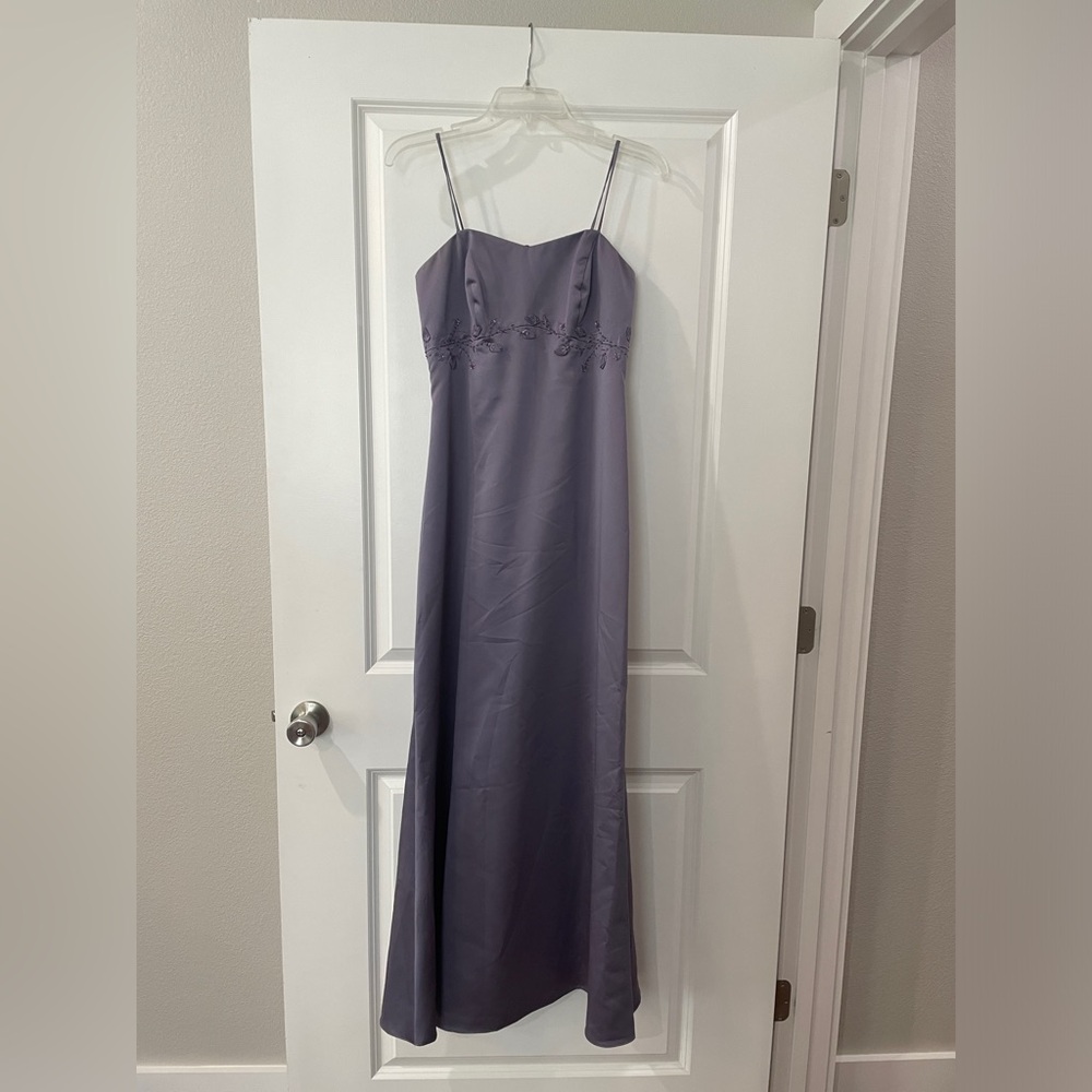 David’s Bridal Bridesmaid Gown - size 8
